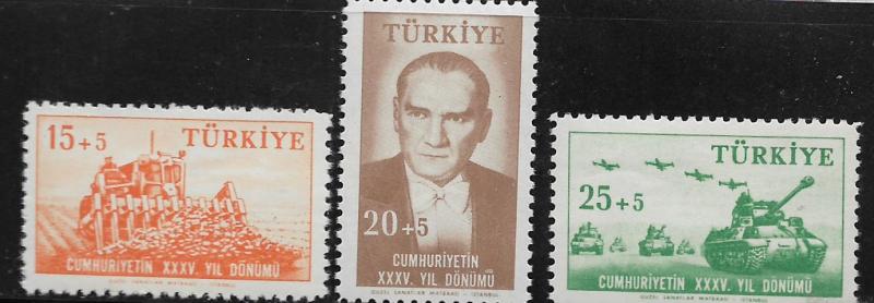 TURKEY ,B70-B72, MNH, SURTAX WENT TO THE RED CRESCENT SOCIETY