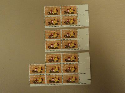 USPS Scott 1940 1981 Seasons Greetings Bear Sleigh Lot Of...