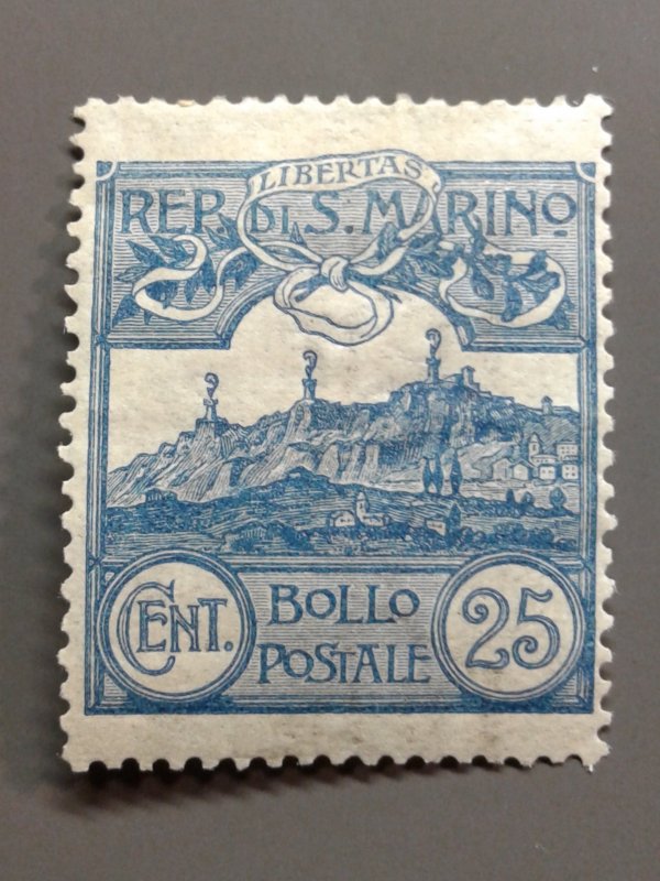 San Marino - 53 VF MHR . Scott $ 27.50.