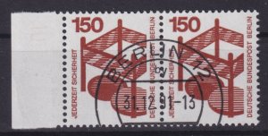Berlin 1971 Mi#411 DZ10 Pair with Druckerzeichen used CV€150.00 (BN1122)