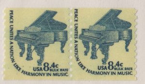 1615C 8.4c Piano Line Pair Shiny Gum