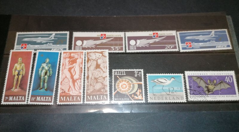 Large world lot stamps, blocks,minisheets mostly MNH see photos