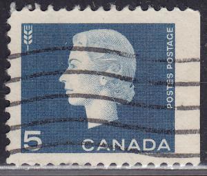 Canada 405as Queen Elizabeth II Cameo 5¢ 1963