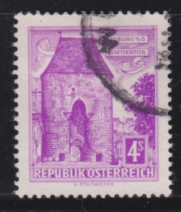 Austria 627 Vienna Gate, Hainburg 1960