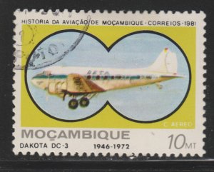 Mozambique C43 Douglas Dakota DC-3 1981