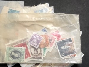 W.W. Stamps Very Nice New Zealand & Lots of Mint India + Very Old U.S