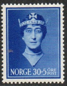 Norway Sc #B14 Mint Hinged