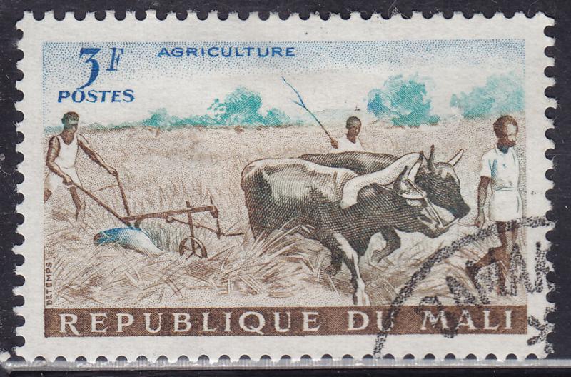 Mali 19 CTO 1961 Plowing The Fields