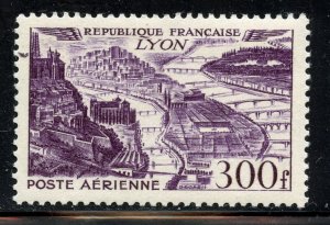 France # C25, Mint Never Hinge.