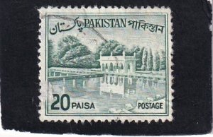 Pakistan   #     135C     used