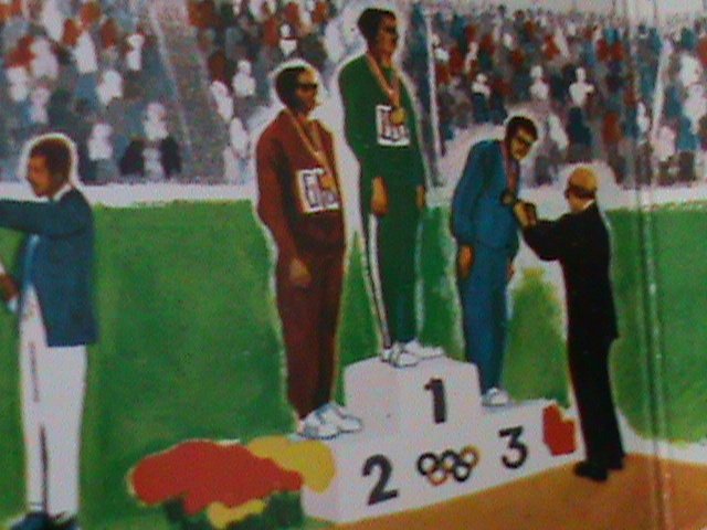 ​OMAN STATE- 1968-OLYMPIC GAMES-MEXICO'68 MNH GOLD STAMP IN A LOVELY FOLDER