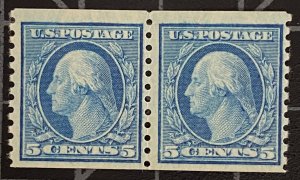 US Stamps-SC# 458 - MNH - Coil Pair - SCV $160.00