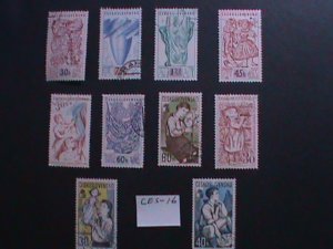 CZECHOSLOVAKIA 10- DIFFERENTS-PICTORIALS-USED STAMPS- VERY FINE- CES-16