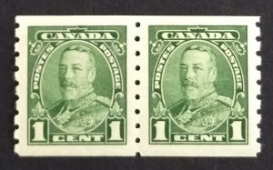 Canada 228 Pair XF MNH