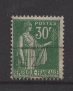 France  Scott# 264   used  single