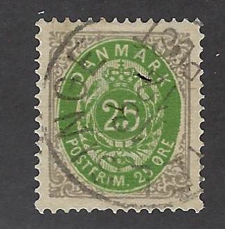 Denmark SC#32 Used-VF sm hr SCV$40.00...Worth a Close Look!