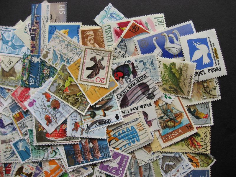 Topical hoard breakup 250 BIRDS stamps. Some duplicates & mixed condition