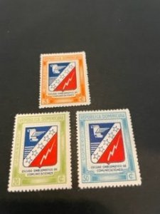 Dominican Republic sc 417-419 MHR