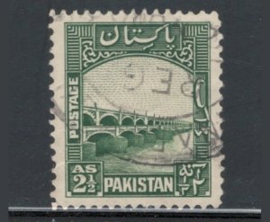 Pakistan 1948 Karachi Port Authority Building 2 1/2a Scott # 30 Used