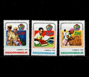 Mozambique 1978 - Soldier Student Farm Worker - Set of 3 Stamps - MNH