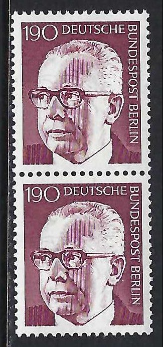 Germany Berlin 9N300B MNH PAIR R10-136-6