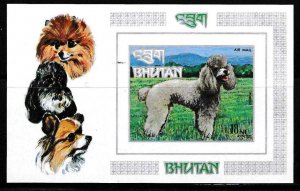 Bhutan 1972 Small Sheet of One Scott 149N DOGS  VF/NH/(**)