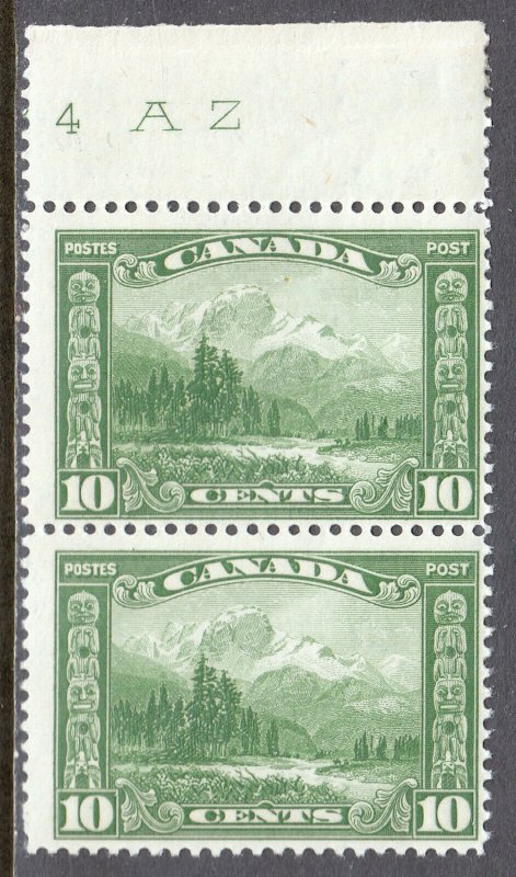 CANADA  — SCOTT 155 — 1928 10¢ MT. HURD — MNH — PAIR — SCV $85