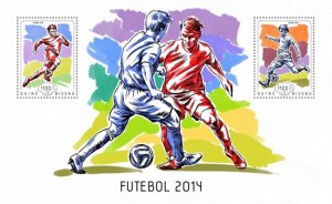 GUINEA BISSAU - 2014 - Football - Perf Souv Sheet - Mint Never Hinged