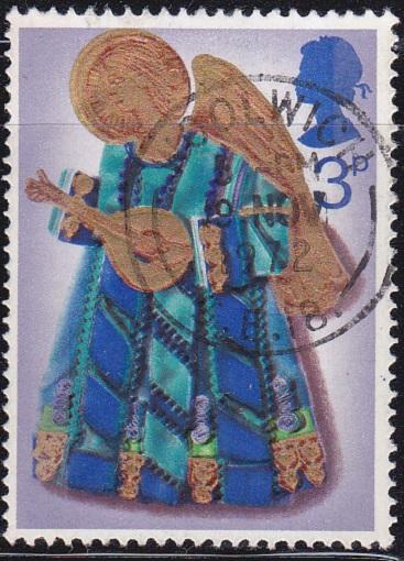 Great Britain 1972 SC #681 Angel with lute 3p. Used