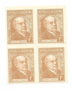 ARGENTINA YEAR 1935 PRESIDENT SARMIENTO  HISTORY 1 CENT BROWN BLOCK OF FOUR