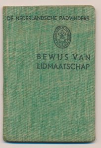 Dutch Scouts Membership booklet 1938 Year stamps Welpen Verkenners 1938 / 1940