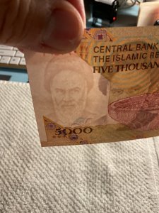 IRAN.CENTRAL BANK.BANKNOTE..5000 RIALS .RUHOLLAH KHOMEINI.UNCIRCULATED