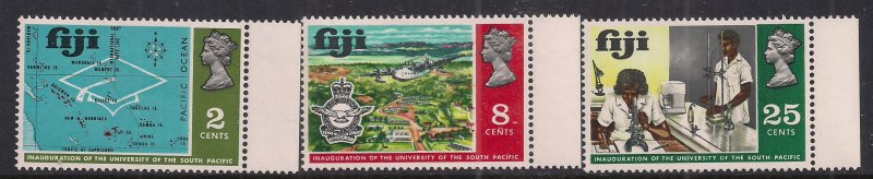 Fiji 1969 QE2 Set inauguration Univ South Pacific Umm SG 414 - 416 ( D785 )