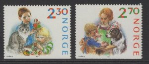 NORWAY SG1013/4 1987 BOOKLET STAMPS CHRISTMAS MNH