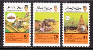 Brunei 375-377 MNH VF