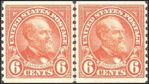 723 Mint,OG,NH... Line Pair... SCV $82.50