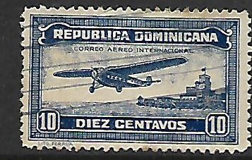 DOMINICAN REPUBLIC, C18, USED, AIRPLANE & OZAMA FORTRESS