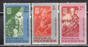 INDONESIA SCOTT #687, 692, 693  MNH   1966