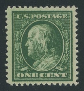 USA 331 - 1 cent Franklin perf 12 - VF Mint very lightly hinged