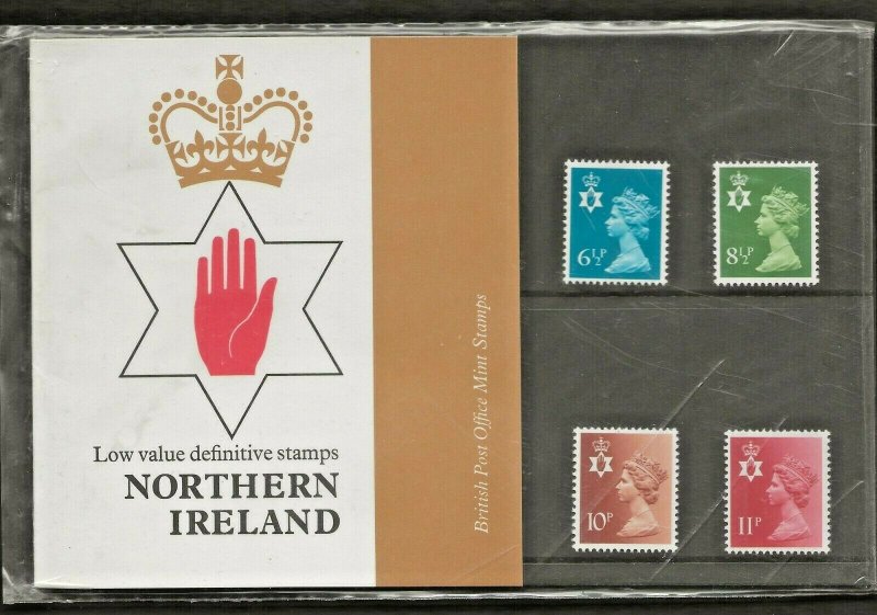 1976 NORTHERN IRELAND  MACHIN COUNTRY DEFINITIVE PRESENTATION PACK 84