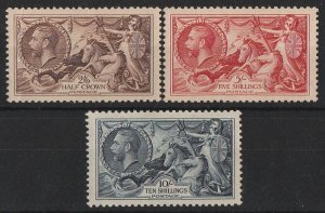 GREAT BRITAIN 1934 KGV Seahorses set, re-engraved. SG 450-452 cat £575.