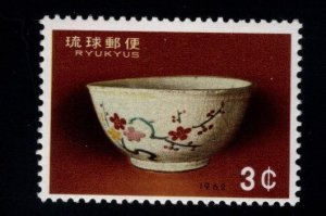 RYUKYU Scott 103 MNH** Earthenware Bowl stamp 1962