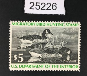 MOMEN: US STAMPS # RW41 DUCK MINT OG NH LOT #25225