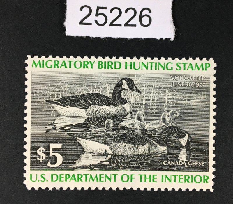 MOMEN: US STAMPS # RW41 DUCK MINT OG NH LOT #25225