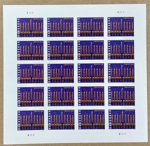 5153  Hanukkah Holiday   MNH  Forever sheet of 20    FV $13.60  Issued in 2016