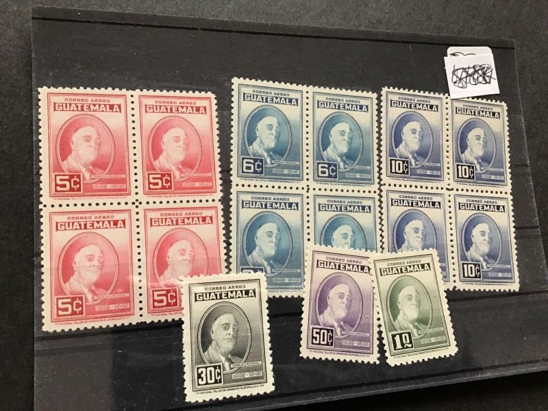 Guatemala mounted mint  stamps  Ref 50008 