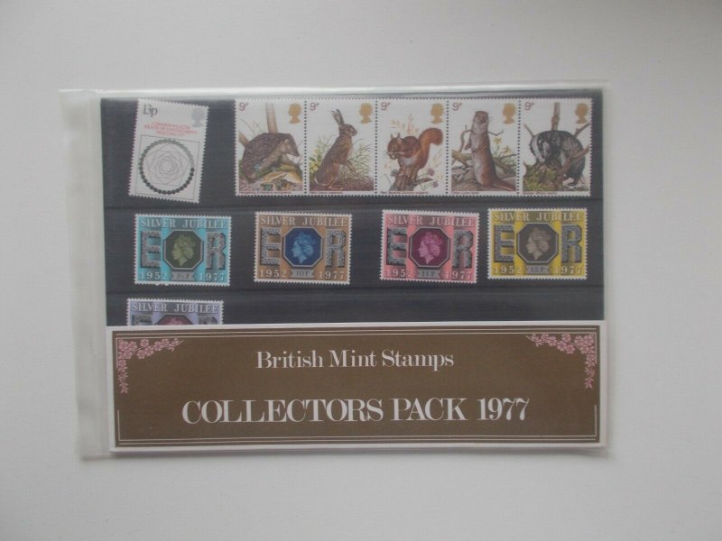 1977 Collectors Pack Includes the Year's Complete Commemorative Sets Superb U/M