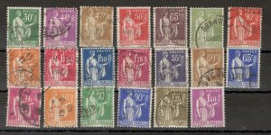 FRANCE-20 USED DEFINITIVE STAMPS-Mi. 273/83, 366/69, 390, 392, 396, 398- 1932/39