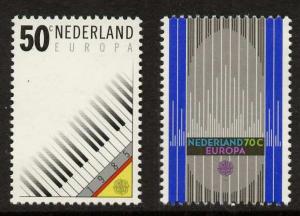 Netherlands 669-70 MNH EUROPA, Piano Keyboard