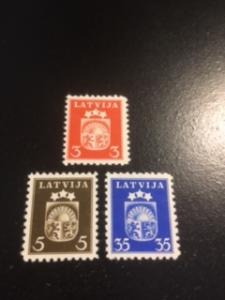 Latvia sc 219,220,226 MNH